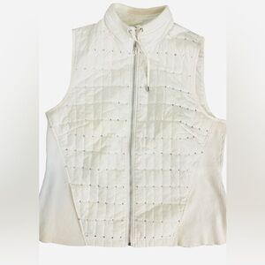 🎉2/$15 CHICOS studded vest
